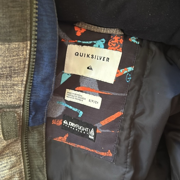 quicksilver size S men’s ski coat insulated and hood - Picture 2 of 5